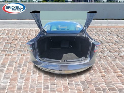 Used 2018 Tesla Model 3 Long Range RWD image 4