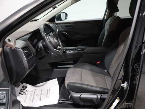 Used 2022 Nissan Rogue S image 10