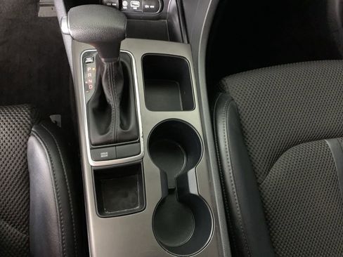 Used 2019 Kia Optima S image 25