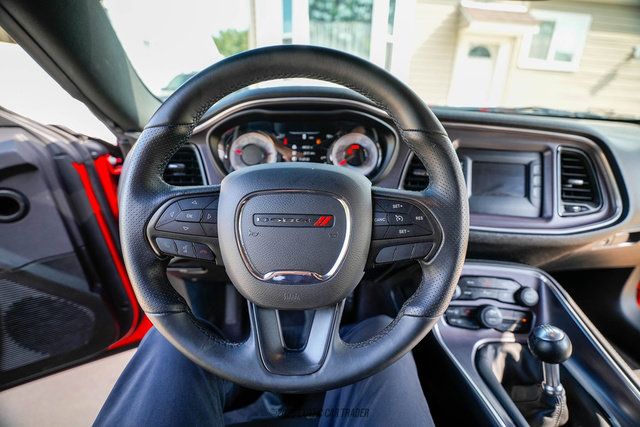 Used 2017 Dodge Challenger R/T w/ Quick Order Package 22P T/A RWD image 20