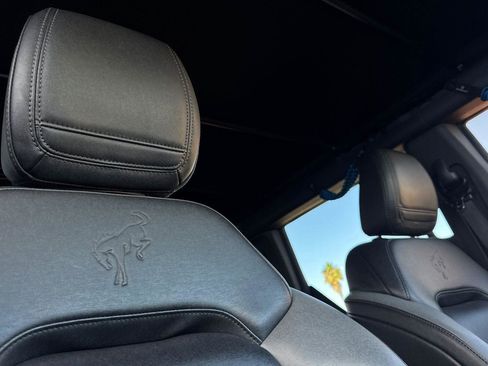 Used 2023 Ford Bronco Black Diamond image 17