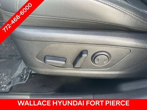 Used 2024 Kia Sportage EX FWD image 18
