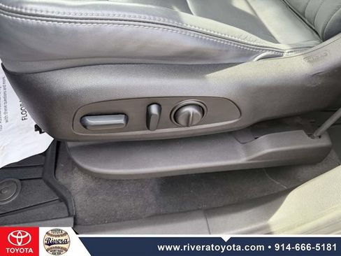 Used 2018 Buick Enclave Premium w/ Experience Buick Package AWD/4WD image 15