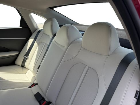 Certified 2023 Hyundai Sonata SE FWD image 16