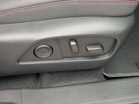 New 2026 Chevrolet Equinox RS w/ Convenience Package III FWD image 40