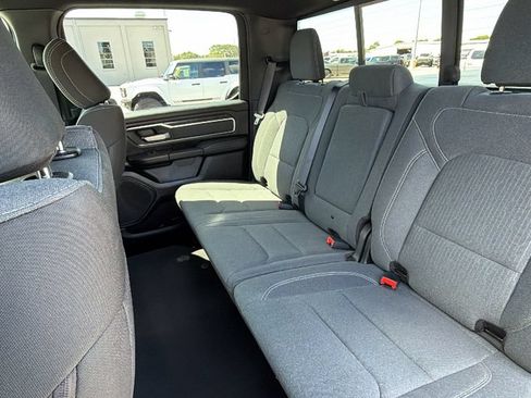 Used 2022 RAM 1500 Big Horn AWD/4WD image 26