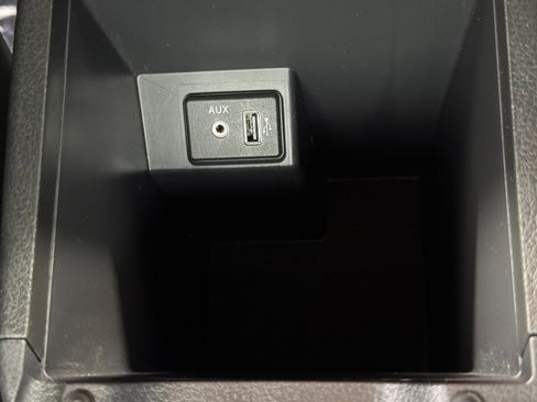 Used 2019 Nissan Sentra S image 26