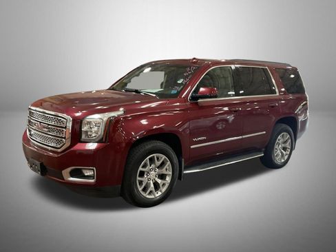 Used 2018 GMC Yukon SLT w/ Open Road Package AWD/4WD image 1