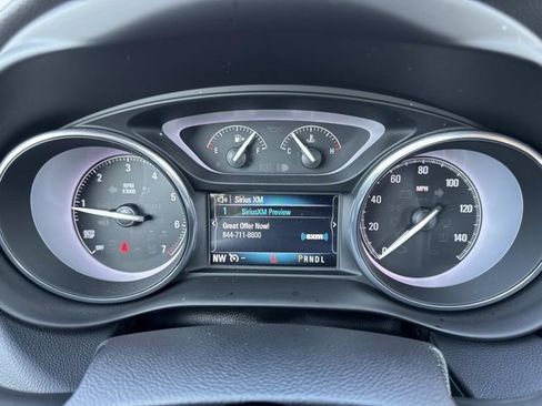 Used 2020 Buick Envision Essence image 27