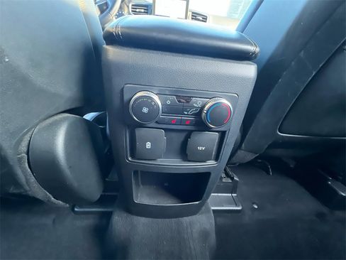 Used 2020 Ford Explorer XLT w/ Equipment Group 202A image 30