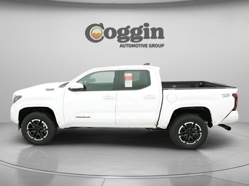 New 2026 Toyota Tacoma TRD Sport AWD/4WD image 6