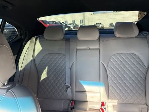 Used 2022 Genesis G70 3.3T w/ Sport Prestige Package image 21