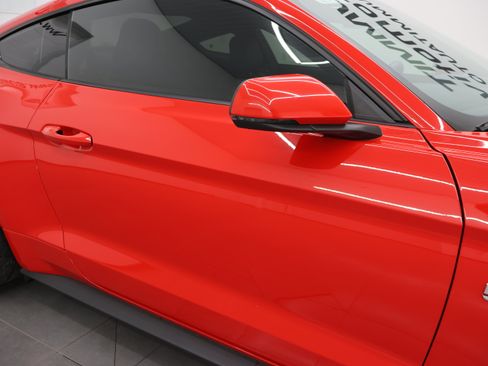 Used 2020 Ford Mustang GT Premium RWD image 24
