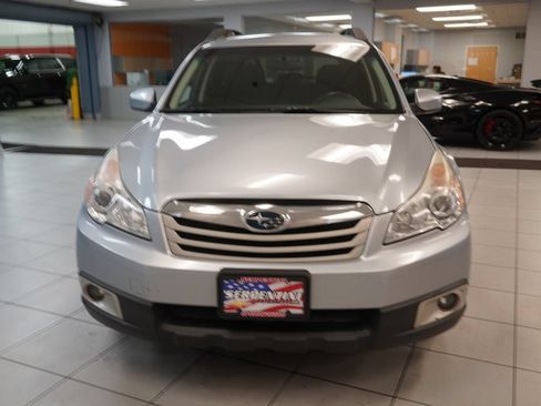 Used 2012 Subaru Outback 2.5i Premium w/ All-Weather Pkg AWD/4WD image 15