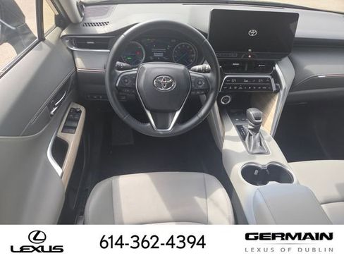 Used 2023 Toyota Venza XLE AWD/4WD image 35