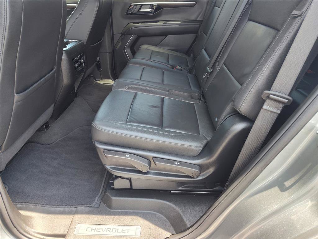 Used 2025 Chevrolet Tahoe Z71 AWD/4WD image 10