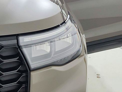 Used 2026 Ford Explorer ST-Line w/ ST-Line Street Pack AWD/4WD image 41