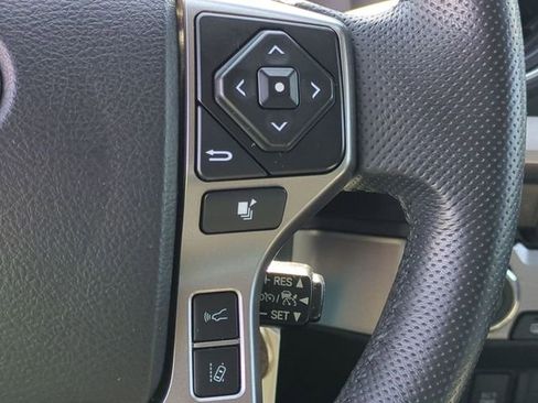 Used 2021 Toyota Tacoma SR5 image 18