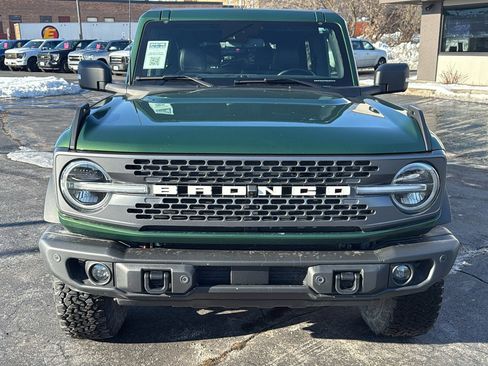 Used 2022 Ford Bronco Badlands image 2