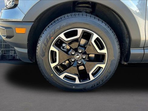 Certified 2021 Ford Bronco Sport Outer Banks w/ Outer Banks Package image 35