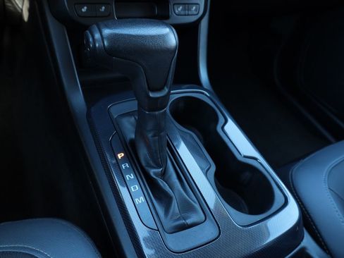 Used 2015 Chevrolet Colorado Z71 image 7