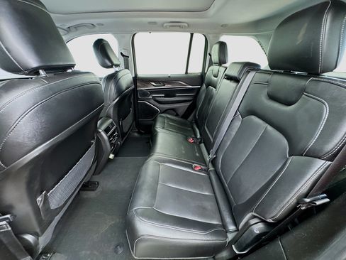 Used 2023 Jeep Grand Cherokee 30th Anniversary AWD/4WD image 16