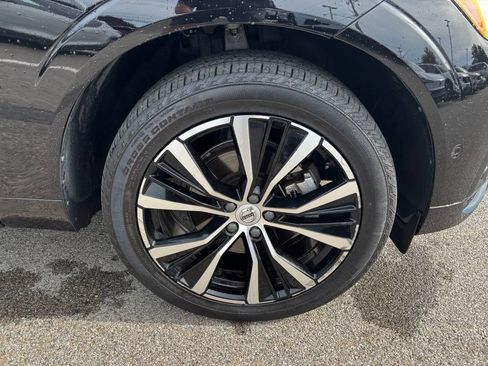 Certified 2024 Volvo XC60 B5 Plus w/ Protection Package Premier AWD/4WD image 34