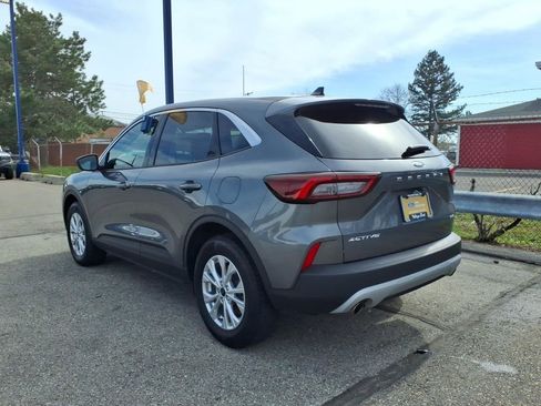 Certified 2023 Ford Escape Active image 9