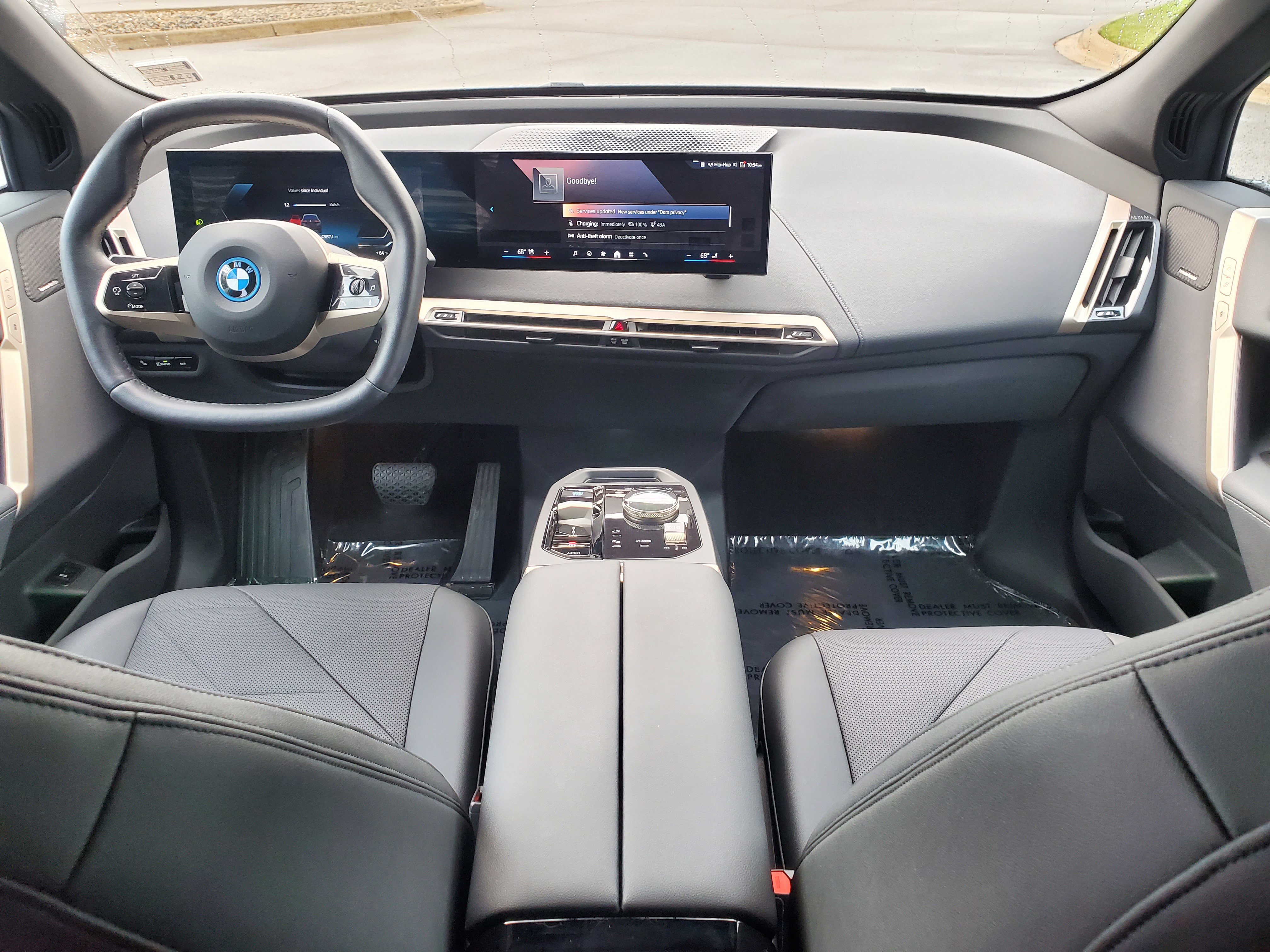 Certified 2024 BMW iX xDrive50 w/ Sport Package AWD/4WD image 27