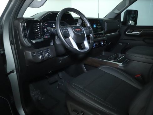 Used 2024 GMC Sierra 3500 SLT w/ SLT Premium Package AWD/4WD image 20
