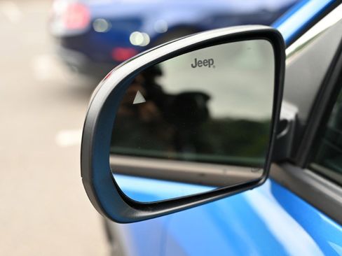 Used 2022 Jeep Compass Latitude w/ Convenience Group image 12