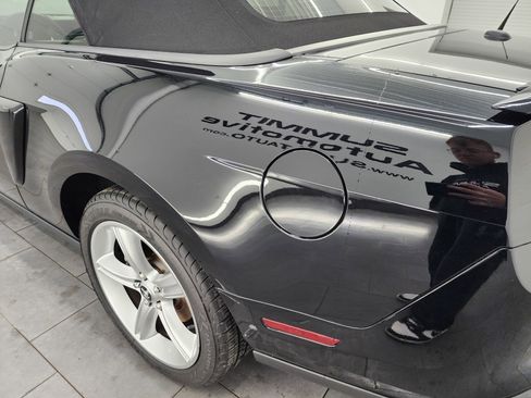 Used 2010 Ford Mustang GT image 28