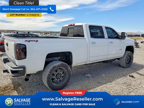 Used 2015 Chevrolet Silverado 2500 High Country w/ Duramax Plus Package AWD/4WD image 4