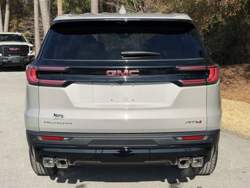 New 2026 GMC Acadia AT4 w/ Luxury Package image 11