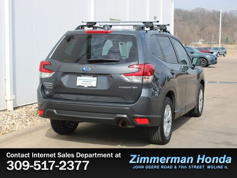 Used 2023 Subaru Forester image 2