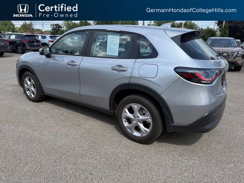 Used 2024 Honda HR-V LX image 9