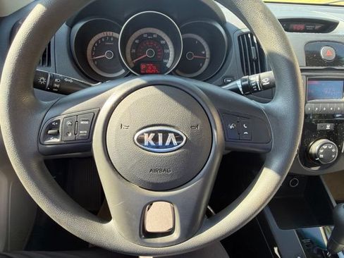 Used 2010 Kia Forte LX w/ Convenience Pkg FWD image 12