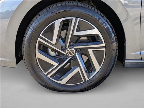 Used 2023 Volkswagen Jetta SEL image 21