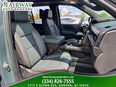 Used 2026 GMC Yukon AT4 w/ AT4 Premium Plus Package AWD/4WD image 12