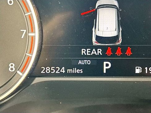 Used 2022 Nissan Rogue SL w/ SL Premium Package image 14