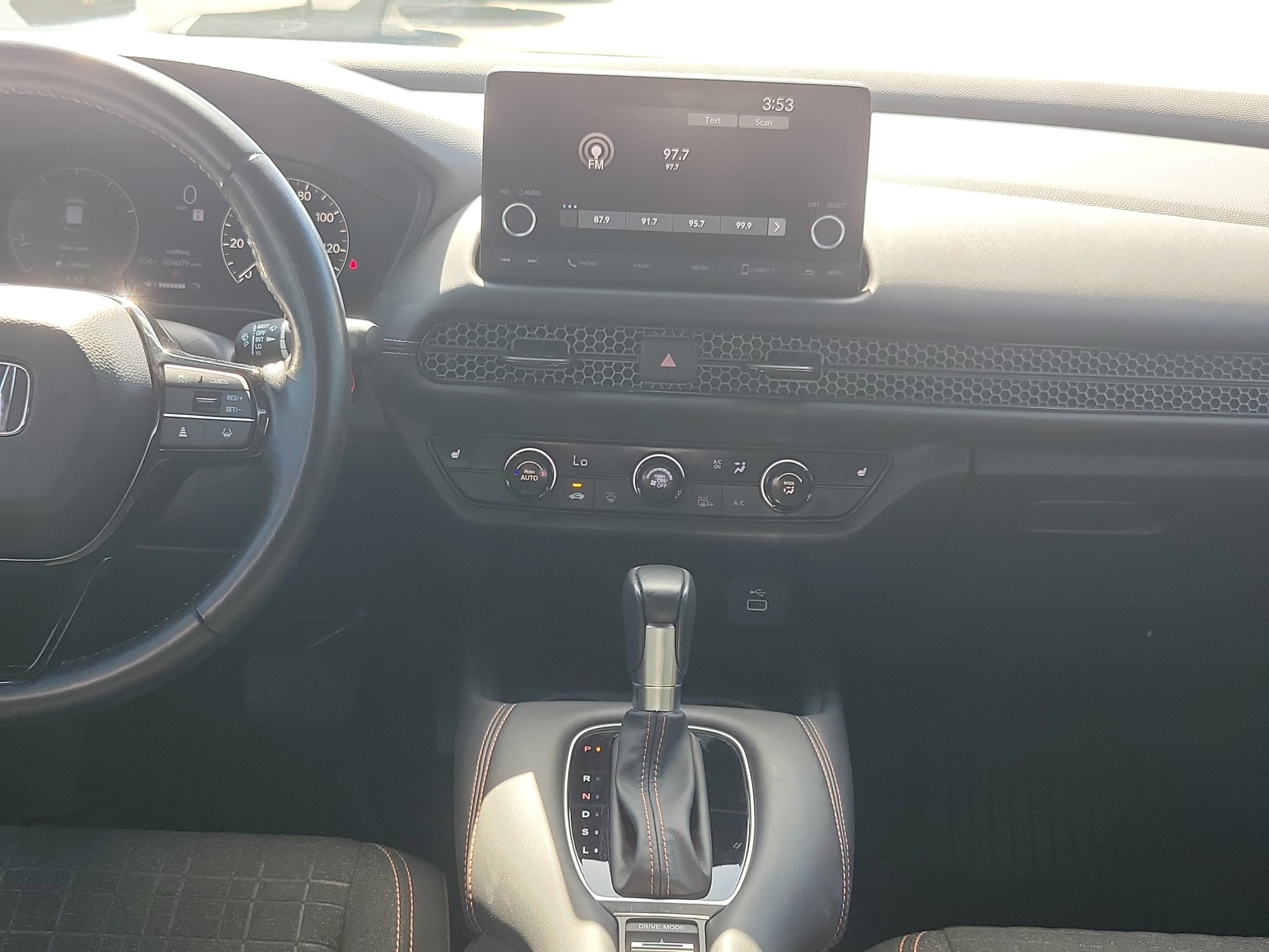 Used 2025 Honda HR-V Sport image 19