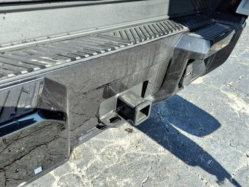 New 2026 GMC Hummer EV SUV image 27