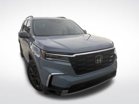 Used 2024 Honda Pilot Elite image 2