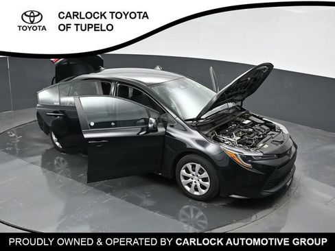 Used 2025 Toyota Corolla LE FWD image 49