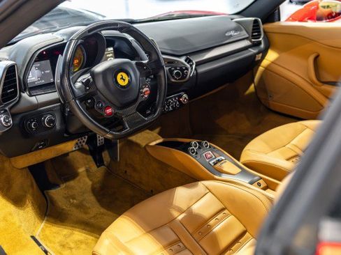 Used 2010 Ferrari 458 Italia Coupe RWD image 42