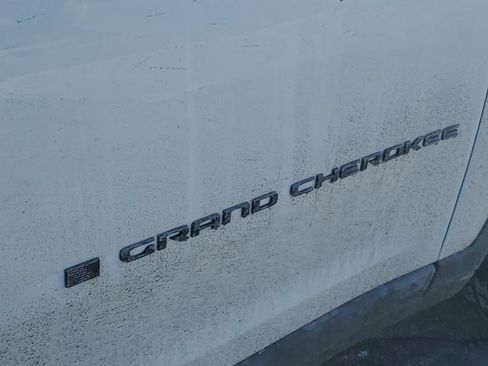 New 2026 Jeep Grand Cherokee Laredo image 7