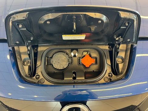 Certified 2024 Nissan Leaf SV Plus FWD image 33