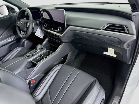 New 2026 Lexus TX 500h AWD w/ Technology Package image 17