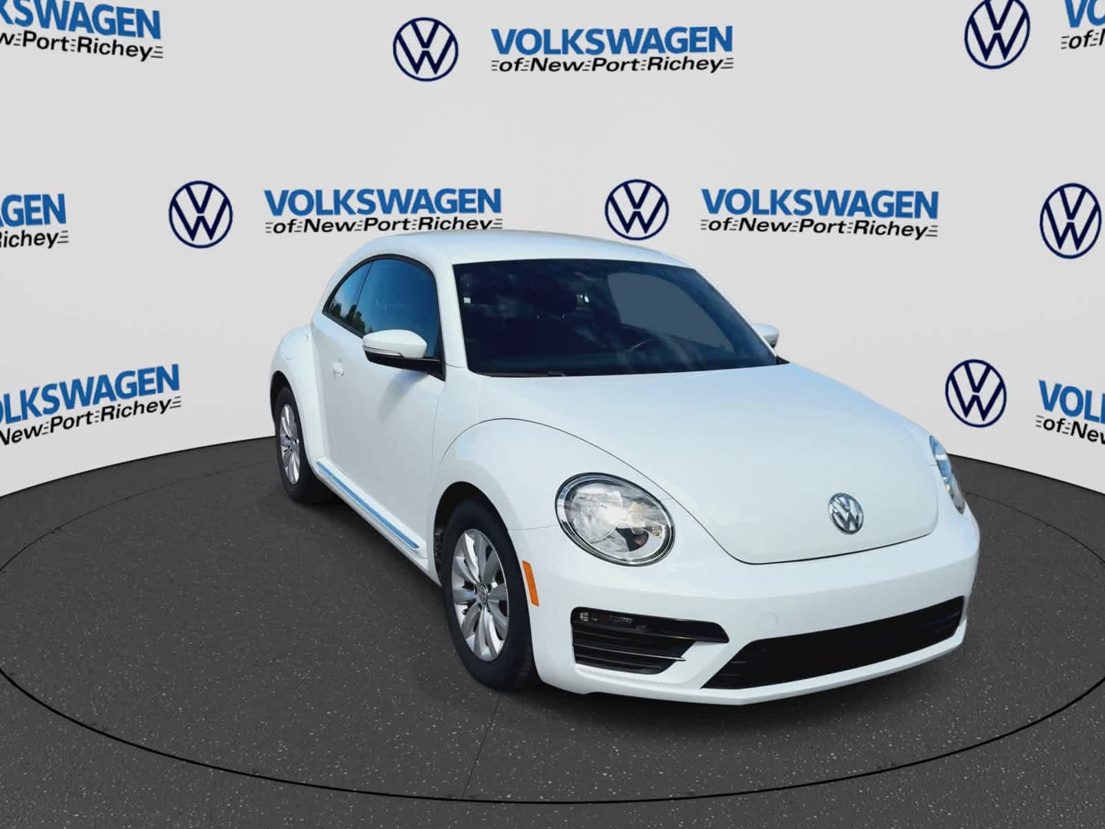 Used 2019 Volkswagen Beetle 2.0T S FWD image 2