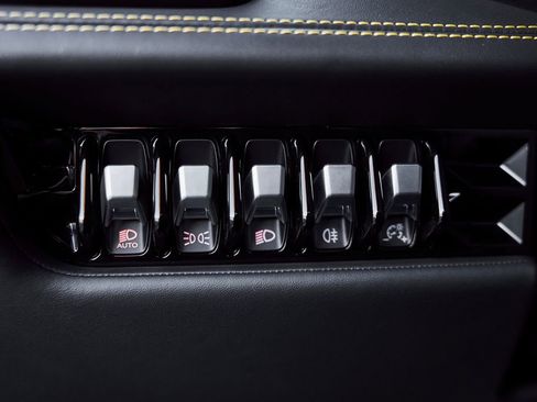 Used 2021 Lamborghini Huracan EVO image 48